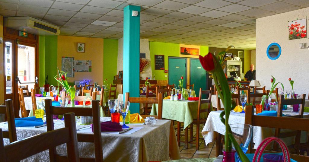 Hotel Des Cotes De Meuse Saint-Maurice-sous-les-Côtes Екстериор снимка