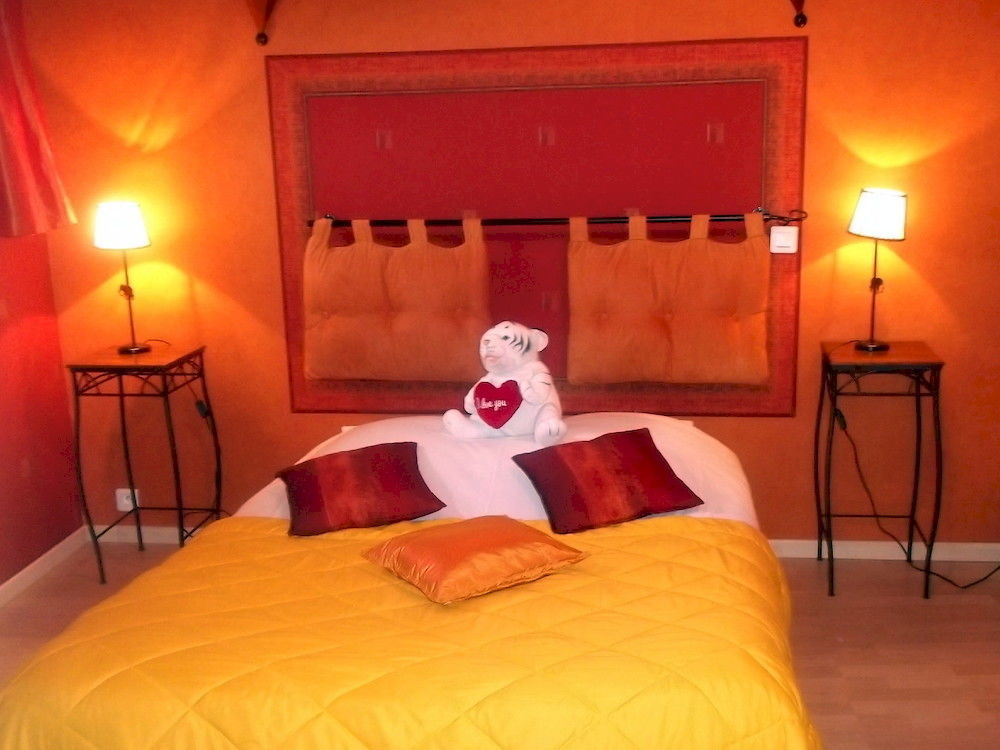 Hotel Des Cotes De Meuse Saint-Maurice-sous-les-Côtes Екстериор снимка